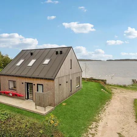 Lovely In With House Sea View